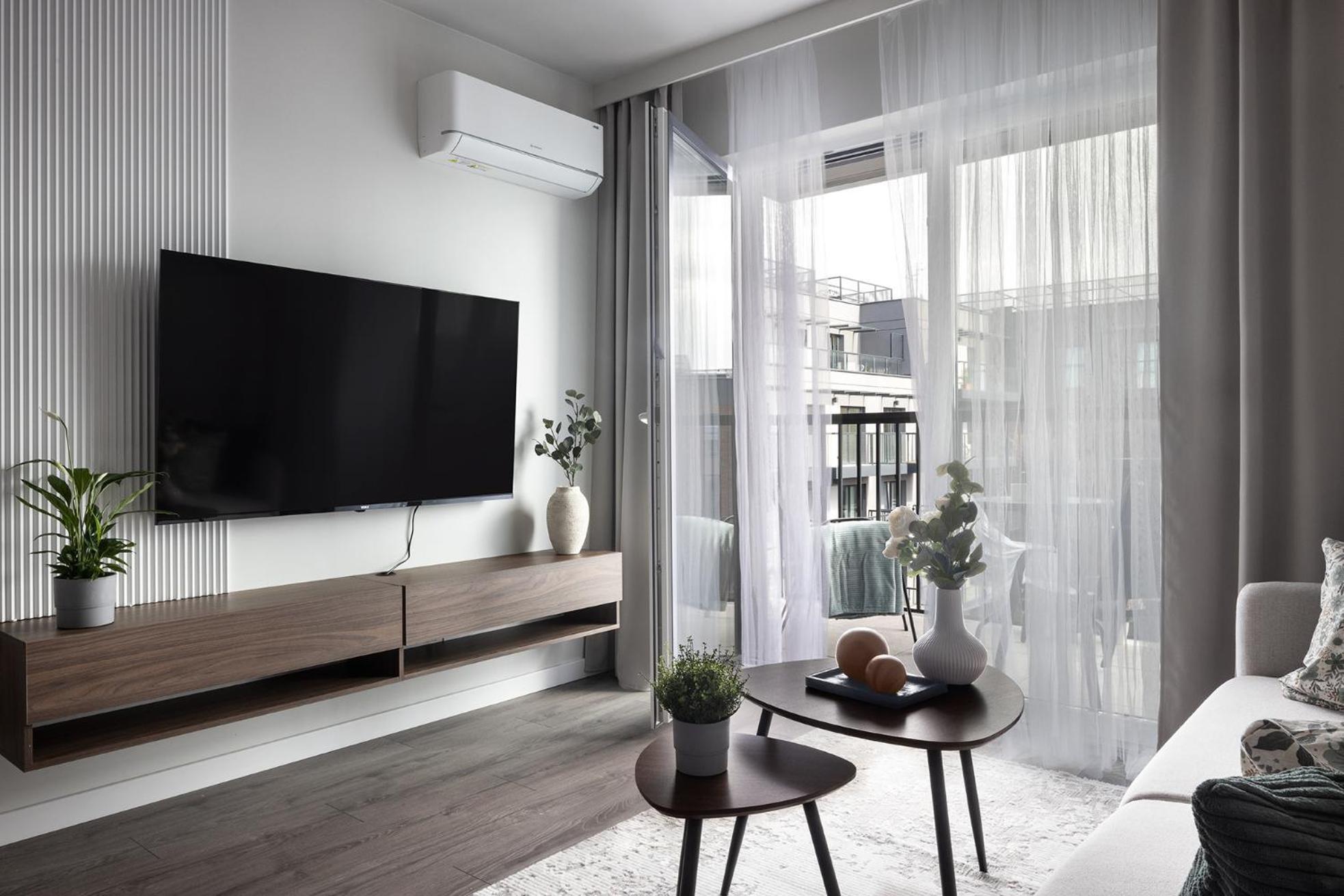 New #Madalinskiego57 - City Center, New Bulding, 2 Bedrooms, 2X Double Beds And A Fold-Out Sofa, Separate Kitchen, Air Conditioning, Balcony, Underground Parking, Self Check In 24H, Internet, Netflix, Coffee Machine, Washing Machine,1 Km To The Railw Вроцлав Екстериор снимка